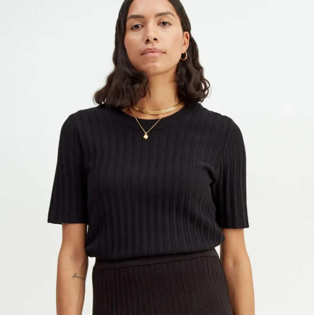 Outlet Finstickad T-Shirt Dam T-Shirt