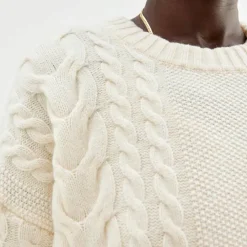 Kabelstickad Troja I Ull Dam Loungewear