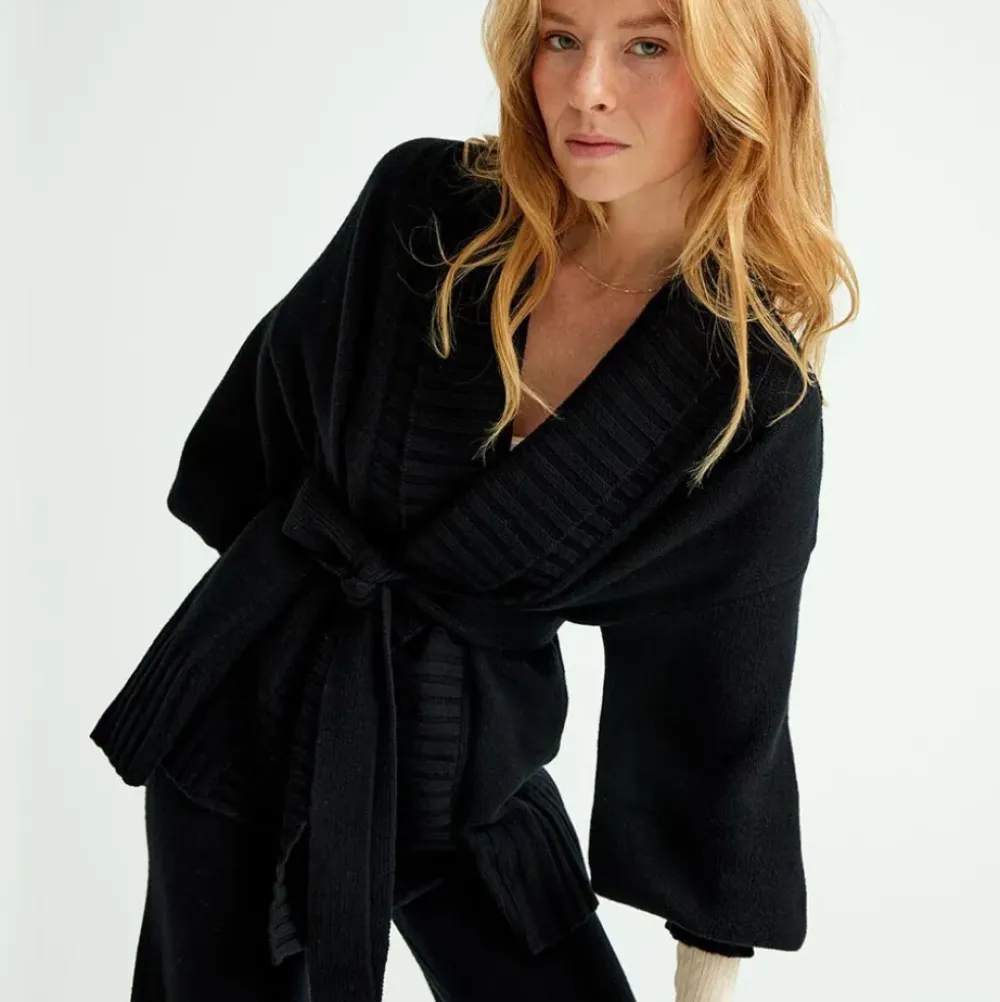 Outlet Loungewearjacka Ull Dam Troja