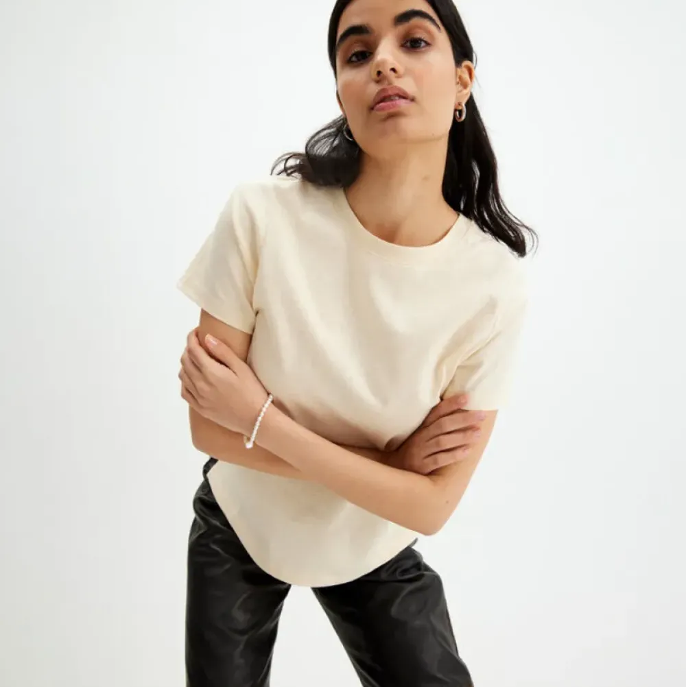 Hot T-Shirt Ekologisk Bomull Och Hemp Regular Fit Dam T-Shirt