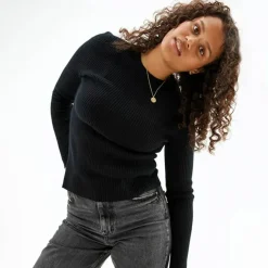 Outlet Tunn Ulltroja Dam Loungewear