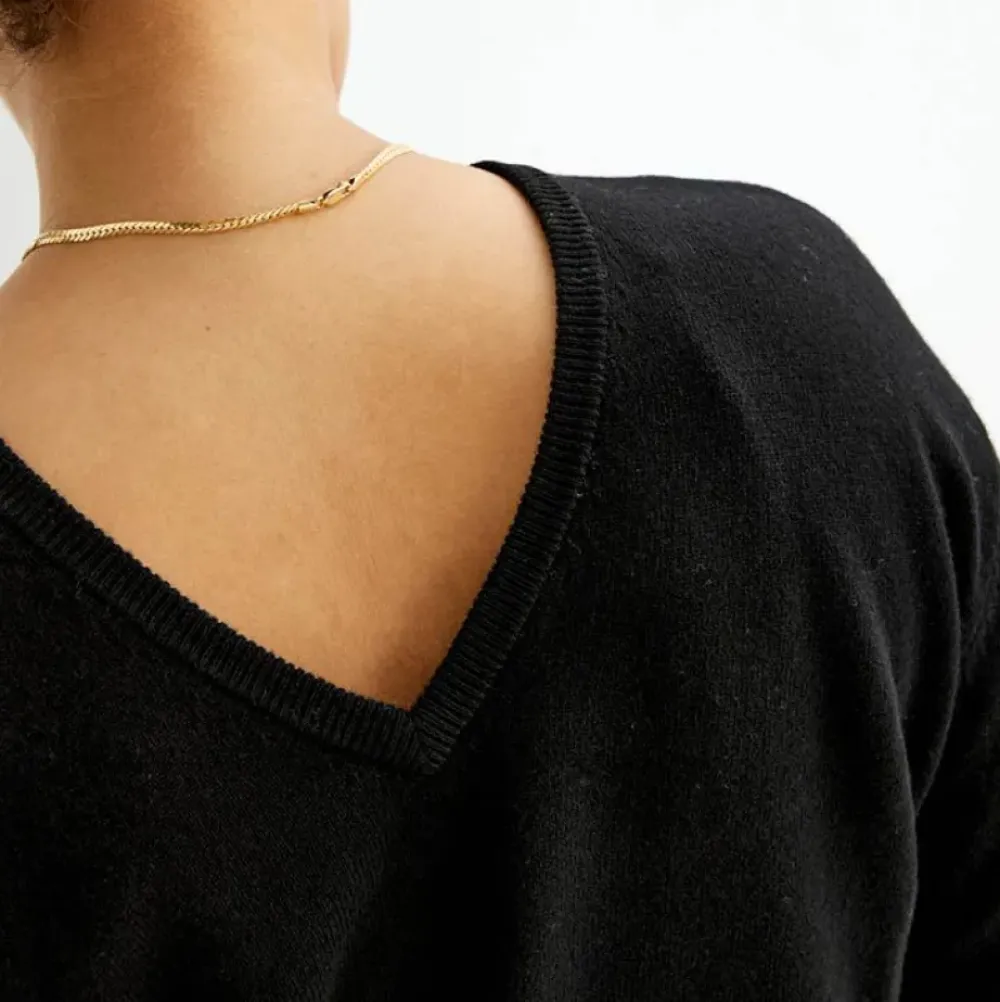 Discount Vandbar Ulltroja Med V-Ringning Dam Loungewear